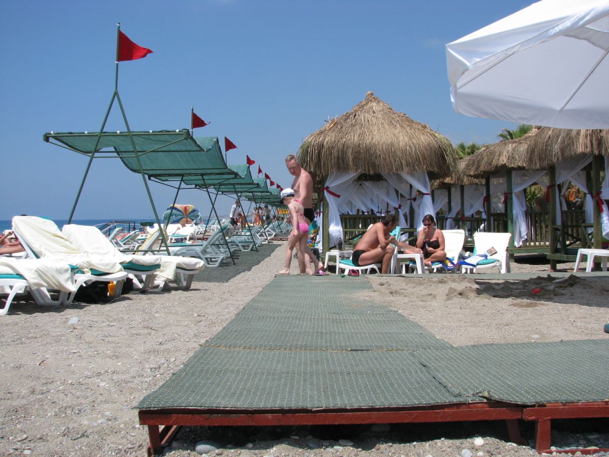 imagini hotel DELPHIN BOTANIK